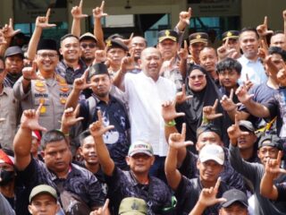 Bupati Langkat Temui Massa May Day, Janji Perjuangkan Hak Buruh