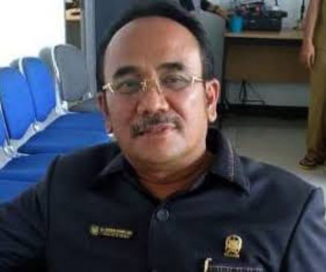 Godfried Efendi Lubis