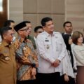 Gubernur Sumatera Utara Muhammad Bobby Afif Nasution menandatangani nota kesepakatan (MoU) percepatan pembangunan Pengolahan Sampah Menjadi Energi Listrik (PSEL) bersama Danantara di Jakarta, Senin (11/5/2026).