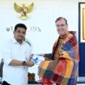 Gubernur Sumatera Utara Muhammad Bobby Afif Nasution menerima kunjungan Wakil Kepala Misi Kedutaan Besar Kerajaan Belanda di Jakarta Adriaan Palm di Kantor Gubernur Sumut, Jalan Diponegoro Nomor 30 Medan, Selasa (12/5/2026).