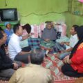 Bupati Tapanuli Selatan (Tapsel), Gus Irawan Pasaribu, mendatangi kediaman warganya di Kecamatan Sipirok, untuk menjenguk dan memberikan tali asih kepada Mastuti Daulay, seorang ibu rumah tangga (IRT) hamil yang viral ditandu warga sejauh puluhan kilometer saat akan melahirkan.