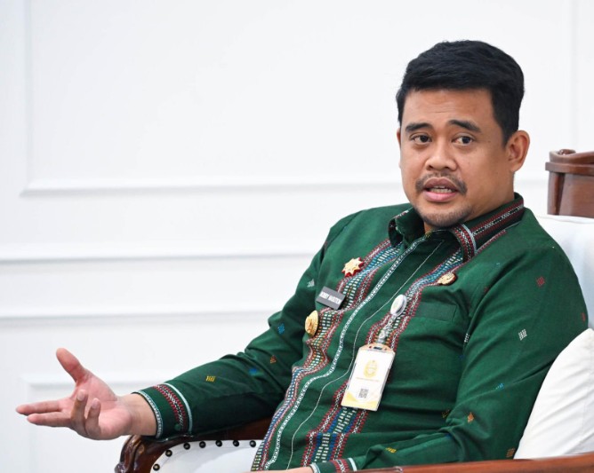 Gubernur Sumatera Utara Bobby Afif Nasution