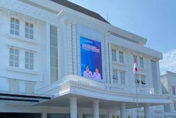 Kepala Badan Pendapatan Daerah (Bapenda) Sumatera Utara, Sutan Tolang Lubis, menegaskan tidak boleh ada pungutan tambahan dalam proses pengurusan Bea Balik Nama Kendaraan Bermotor (BBNKB-I) kendaraan baru di UPTD Pependa Medan Utara.
