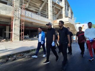 Rico Waas, Kapolrestabes dan Dandim Turun Bareng Bersihkan Stadion Teladan Jelang AFF U-19