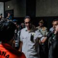 Rico Waas saat meninjau sekaligus melakukan penyegelan sementara Phantom KTV di Jalan H Adam Malik, Medan, Rabu (3/6/2026)