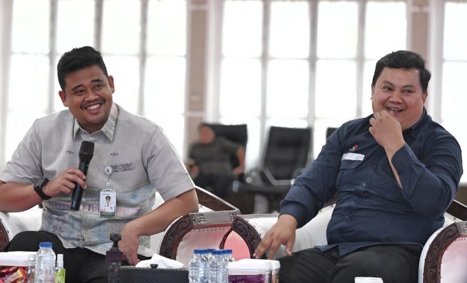 Bobby Nasution saat menerima audiensi SKK Migas Sumbagut di Aula Tengku Rizal Nurdin, Rumah Dinas Gubernur Sumut, Jalan Jenderal Sudirman, Medan, Kamis (4/6/2026).