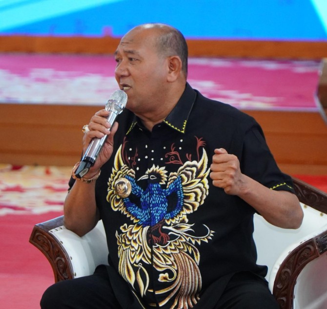 Bupati Langkat Syah Afandin