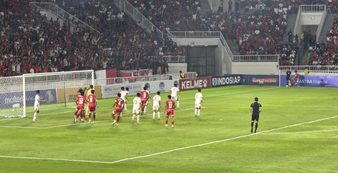 Timnas Indonesia U-19 memastikan tiket semifinal Piala AFF U-19 2026 setelah menaklukkan Vietnam 2-1 dalam laga panas Grup A di Stadion Utama Sumatera Utara, Minggu (7/6/2026) malam.