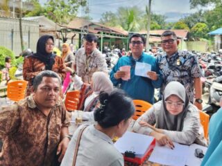 Bapenda Kota Medan Ajak Masyarakat Manfaatkan Pojok PBB di MPP Roadshow Medan Amplas