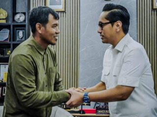 Rico Waas Gandeng Legenda PSMS, Siapkan Kompetisi Berjenjang untuk Bangkitkan Sepak Bola Medan
