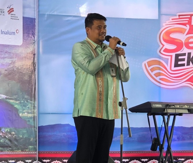 Gubernur Sumatera Utara Bobby Afif Nasution