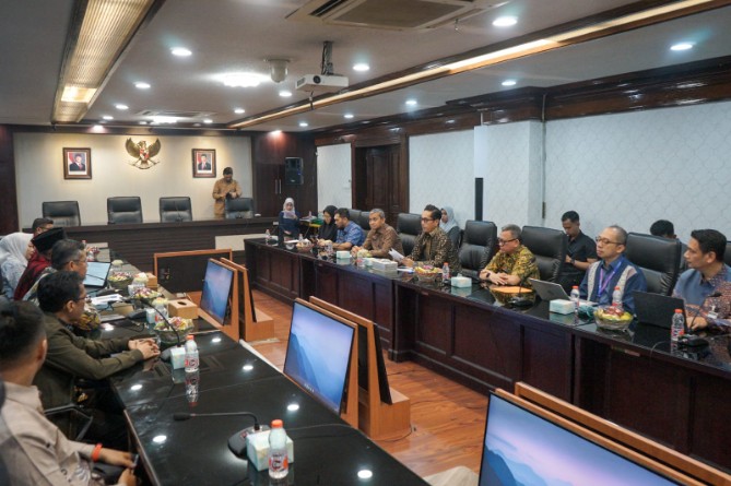 Pemko Medan menerima kunjungan kerja dari Wali Kota Tanjungpinang beserta jajaran dalam rangka studi tiru dan sinkronisasi implementasi inovasi teknologi keuangan terbaru, yaitu Quick Response Electronic Splitting System for Tax Optimization (Qresto).