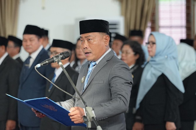 Wakil Bupati Deli Serdang Lom Lom Suwondo