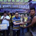 Tim Amsterdam VC keluar sebagai juara Turnamen Bola Voli Ketua PBVSI Langkat Edi Bahagia Sinuraya dan CV Wampu Arih Ersada setelah mengalahkan Sematar VC dengan skor 3-1 pada partai final di Lapangan Voli Desa Sematar, Kecamatan Bahorok, Kabupaten Langkat, Sabtu (20/6/2026).