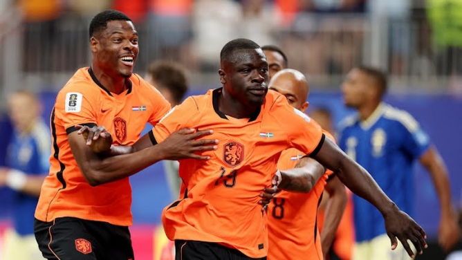 Penyerang Timnas Belanda Brian Brobbey melakukan selebrasi usai mencetak gol ke gawang Swedia dalam laga kedua Grup F Piala Dunia 2026 di Stadion Houston, Minggu (21/6/2026). Belanda menang 5-1. Foto: Reuters