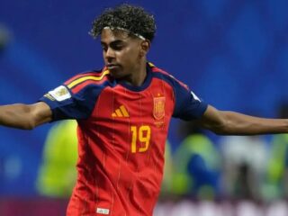 Yamal dan Oyarzabal Bawa Spanyol Pesta Gol ke Gawang Arab Saudi