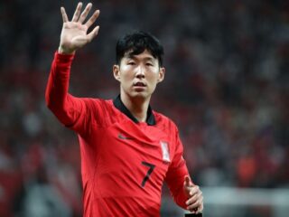 Penyerang Timnas Korea Sslatan, H Son menjadi andalan timnya saat menghadapi Afrika Selatan dalam laga penentu Grup A, Kamis (25/6/2026). Foto: google
