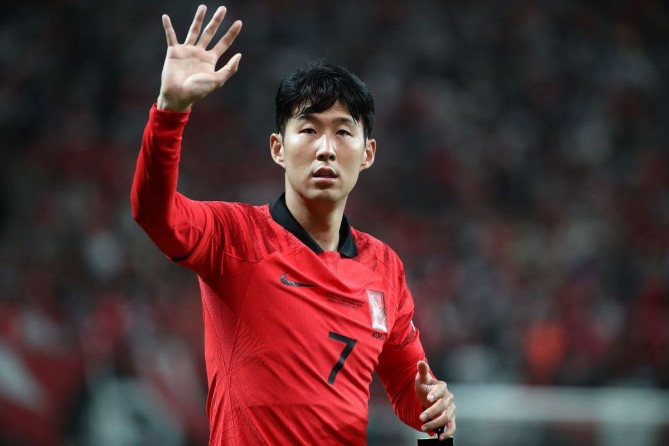 Penyerang Timnas Korea Sslatan, H Son menjadi andalan timnya saat menghadapi Afrika Selatan dalam laga penentu Grup A, Kamis (25/6/2026). Foto: google