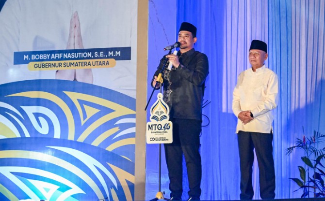 Bobby Nasution saat menutup Musabaqah Tilawatil Quran (MTQ) ke-40 Tingkat Provinsi Sumatera Utara di Astaka Dinas Kepemudaan dan Keolahragaan (Dispora) Sumut, Deliserdang, Rabu (24/6/2026) malam.