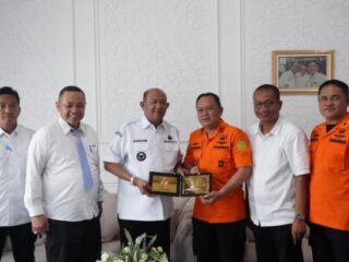 Syah Afandin Terima Penghargaan Basarnas atas Penanganan Banjir Langkat, Balai Diklat Segera Dibangun