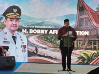 Dari Jalan Berlumpur ke Harapan Baru, Bobby Nasution Ubah Wajah Sipiongot 81 Tahun Terisolir