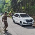 Pemerintah Provinsi Sumatera Utara melalui Satuan Polisi Pamong Praja (Satpol PP) Sumut mengambil alih pengamanan kawasan wisata pemandian air panas Semangat Gunung dan Daulu atau yang lebih dikenal sebagai Sidebuk Debuk, Kabupaten Karo.