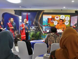 Badan Pendapatan Daerah (Bapenda) Kota Medan memperkenalkan inovasi digital terbaru bernama QRESTO (Quick Response Electronic Splitting System for Tax Optimization) dalam Forum Bisnis dan Investasi yang menjadi bagian dari Rapat Kerja Nasional (Rakornas) XVIII Asosiasi Pemerintah Kota Seluruh Indonesia (APEKSI), di Mall Pelayanan Publik Kota Medan, Rabu (1/7/2026).