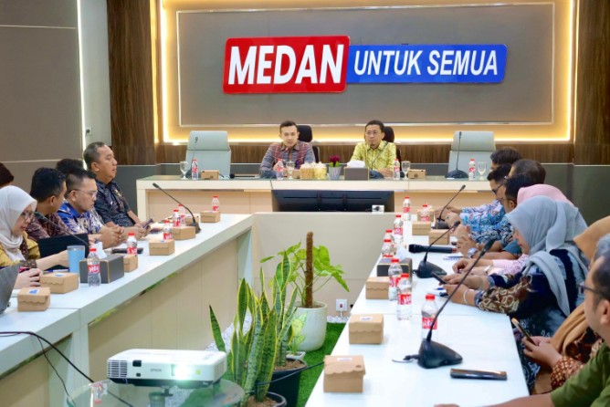 Inovasi digitalisasi pajak restoran milik Pemerintah Kota Medan, QRESTO (Quick Response Electronic Splitting System for Tax Optimization), menarik perhatian pemerintah daerah lain.