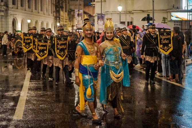 Karnaval Nusantara Rapat Kerja Nasional (Rakernas) XVIII Asosiasi Pemerintah Kota Seluruh Indonesia (APEKSI) 2026 yang digelar di kawasan Jalan Pemuda, Jalan Ahmad Yani (Kesawan), hingga Lapangan Merdeka, Kamis (2/7/2026) malam.