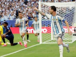 Lolos 16 Besar, Argentina Diselamatkan Penalti