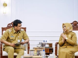 Tiorita Surbakti Resmi Jadi Plt Bupati Langkat, Bobby Nasution Ingatkan ASN Utamakan Pelayanan Publik