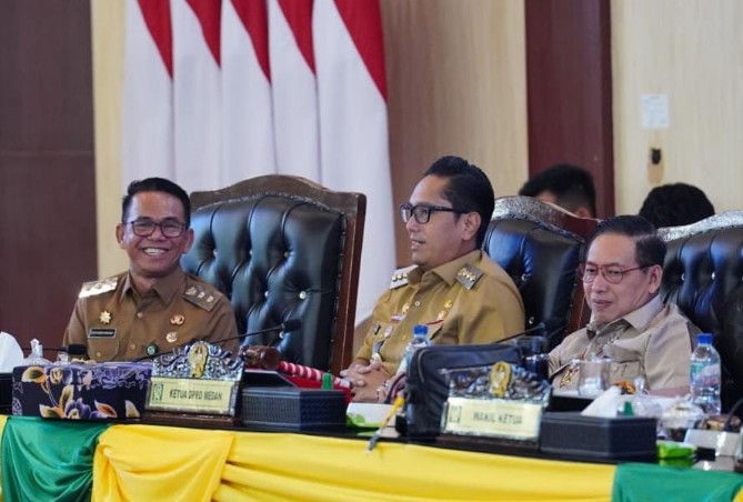 DPRD Kota Medan menyetujui Rancangan Peraturan Daerah (Ranperda) tentang Pertanggungjawaban Pelaksanaan APBD Kota Medan Tahun Anggaran 2025 dalam rapat paripurna yang digelar di Gedung DPRD Kota Medan, Selasa (7/7/2026).