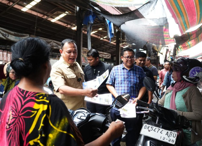 Kepala Bapenda Sumut Sutan Tolang Lubis sosialisasikan GAS KEN kepada masyarakat. Foto: Reza Sahab/kaldera.id