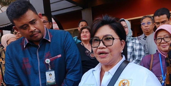 Wakil Ketua Komisi VII DPR RI, Evita Nursanty, mendorong Pekan Raya Sumatera Utara (PRSU) berkembang menjadi ajang pameran bertaraf internasional yang mampu menarik wisatawan dan investor dari berbagai negara.