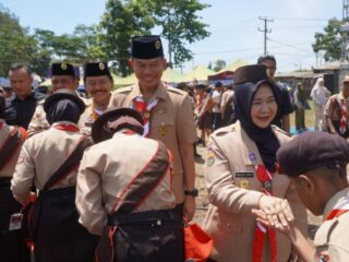 Tiorita Semangati Kontingen Langkat di Penutupan Jamdasu XI Sumut