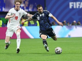 7 Menit Menentukan, Argentina Comeback Singkirkan Inggris