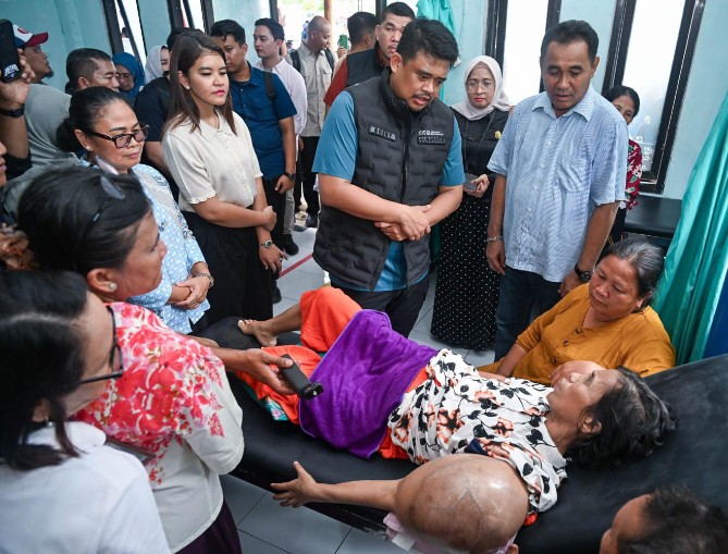 Gubernur Sumatera Utara Muhammad Bobby Afif Nasution memerintahkan penanganan cepat terhadap seorang warga Nias Selatan yang telah menderita tumor ganas selama 11 tahun.