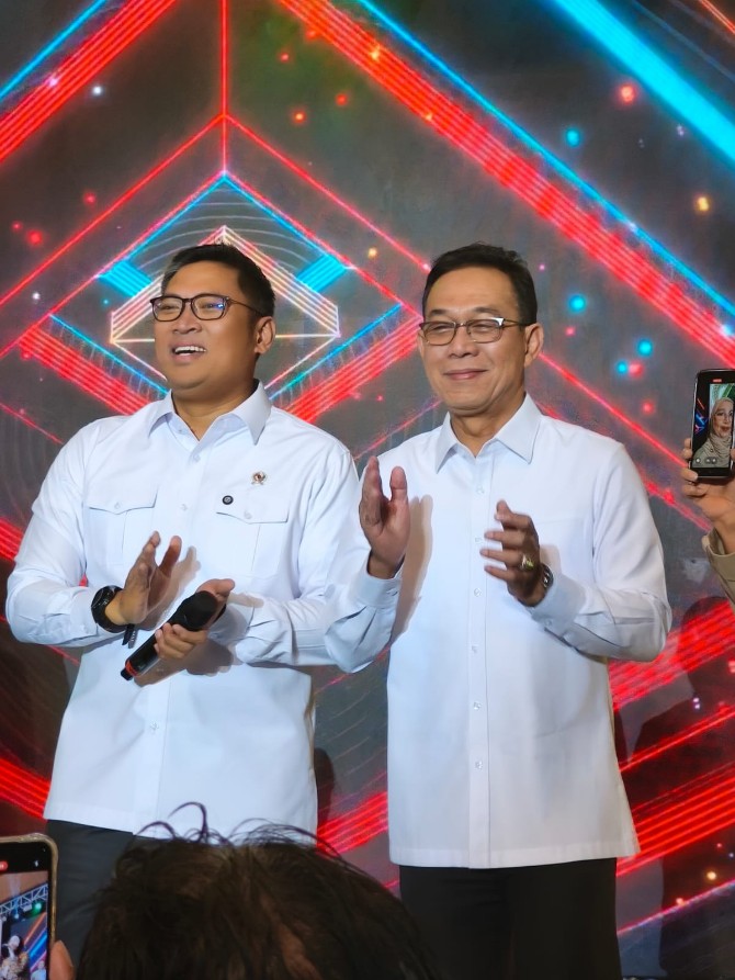 Bupati Tapanuli Selatan Gus Irawan Pasaribu buka suara terkait wacana dan desakan sebagian pihak agar program makan bergizi gratis (MBG) yang selama ini sudah berjalan diganti dengan uang tunai.