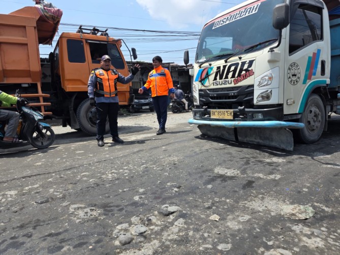 Pemprov Sumut akan melakukan pembenton Jalan Veteran. Pasar 9. Desa Manunggal, Kecamatan Medan Helvetia, Kabupaten Deliserdang. Foto; Reza Sahab/kaldera.id