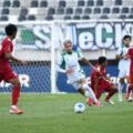 Pemain PSMS Medan berusaha melewati hadangan pemain Persija Jakarta dalam laga Piala Presiden di Gelora Bung Tomo, Sabtu (1/8/2026). PSMS Medan kalah 1-4. Foto; IST