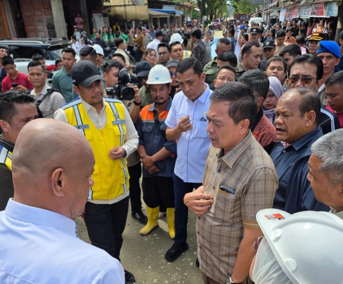 Kegiatan Sapa Daerah (SADA) bersama Gubernur Sumut di Kecamatan Lotu, Kabupaten Nias Utara, Kamis (6/8/2026).
