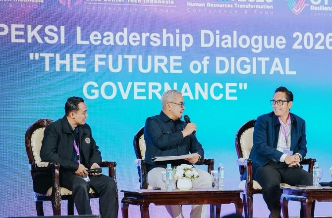 Wali Kota Medan Rico Tri Putra Bayu Waas memperkenalkan QRESTO (Quick Response Electronic Splitting System for Tax Optimization), inovasi digital pengelolaan pajak restoran yang diklaim sebagai sistem split bill pajak daerah pertama di Indonesia, dalam forum APEKSI Leadership Dialogue 2026 di Hall B Jakarta International Convention Center (JICC), Jakarta, Kamis (6/8/2026).