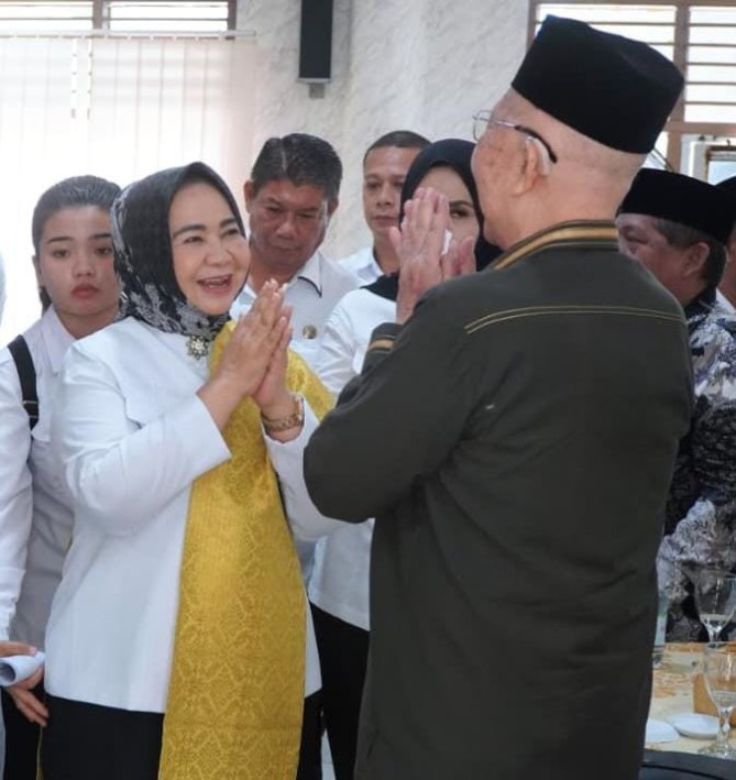 Pelaksana Tugas (Plt) Bupati Langkat Tiorita Br Surbakti mendorong Asosiasi Penghulu Republik Indonesia (APRI) Kabupaten Langkat memperkuat pelayanan kepenghuluan, pembinaan keluarga, dan edukasi keagamaan kepada masyarakat.
