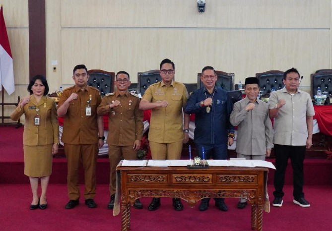 Pemerintah Kota (Pemko) Medan bersama DPRD Kota Medan menyepakati Kebijakan Umum Anggaran dan Prioritas Plafon Anggaran Sementara (KUA-PPAS) Perubahan APBD Tahun Anggaran 2026 serta KUA-PPAS Rancangan APBD Tahun Anggaran 2027 dalam rapat paripurna di Gedung DPRD Medan, Selasa (18/8/2026).