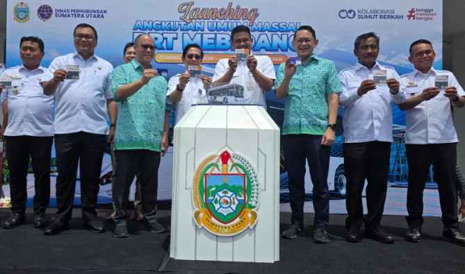 Gubernur Sumatera Utara (Gubsu) Muhammad Bobby Afif Nasution meluncurkan layanan Bus Rapid Transit (BRT) Medan-Binjai-Deli Serdang (Mebidang) di Terminal Lubukpakam, Jalan Lintas Medan-Tanjung Morawa, Rabu (19/8/2026).