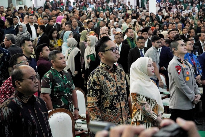 Rico Waas usai menghadiri Sidang Terbuka Dies Natalis ke-74 Universitas Sumatera Utara (USU) di Auditorium Kampus USU, Kamis (20/8/2026).