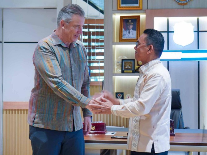 Chief of Mission IOM Indonesia Jeffrey Labovitz saat audiensi dengan Pemerintah Kota Medan di Balai Kota Medan, Jumat (28/8/2026).
