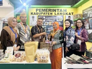 Tiorita Promosikan Produk Unggulan Langkat di APKASI Expo 2026