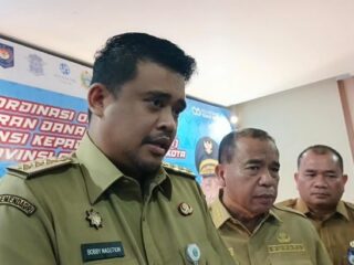 Sinabung Siaga: Abu 3.500 Meter Mengarah ke Berastagi, Gubsu Siapkan Masker dan Damkar