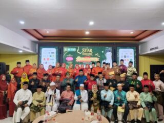 Anugerah Maestro Komposer Melayu Nusantara untuk Ahmad Baqi dari PW ISMI Sumut